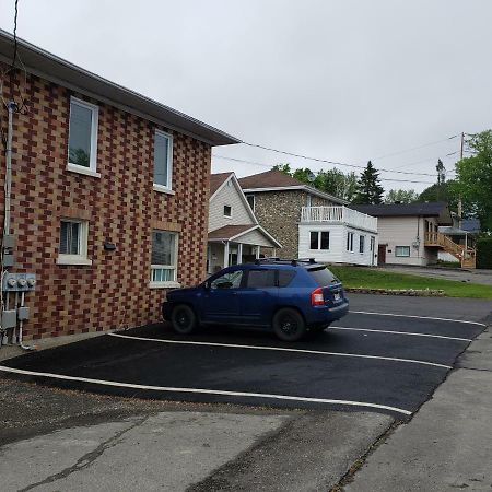 Cozy Quiet Place Next To Hwy Smart Tv+Wifi+Netflix Edmundston Luaran gambar